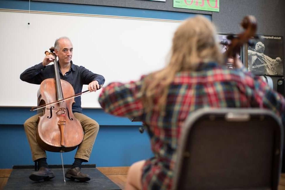 cello lesson